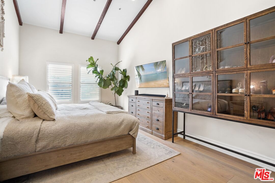 10618 Woodbridge St Unit: 304