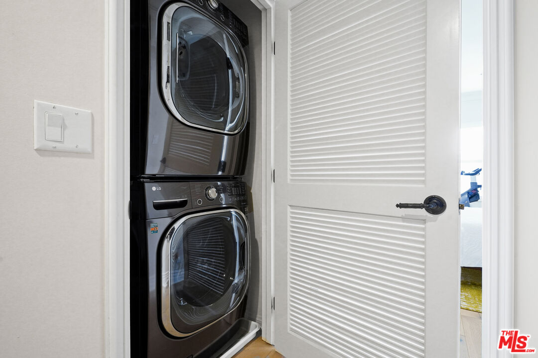 10618 Woodbridge St Unit: 304