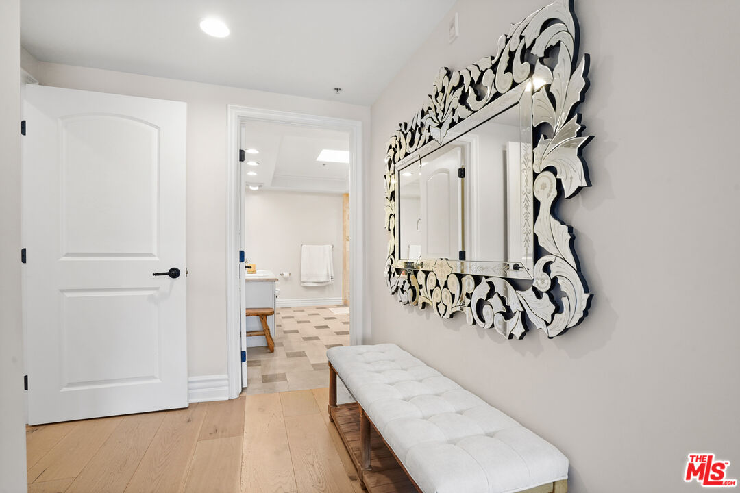 10618 Woodbridge St Unit: 304