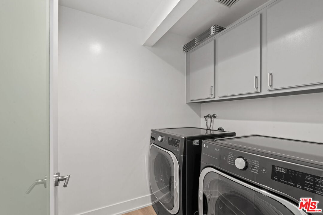 200 N Swall Dr Unit: 458