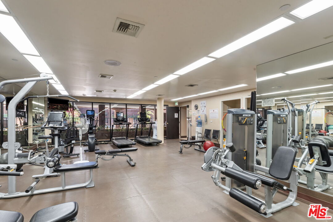 200 N Swall Dr Unit: 458