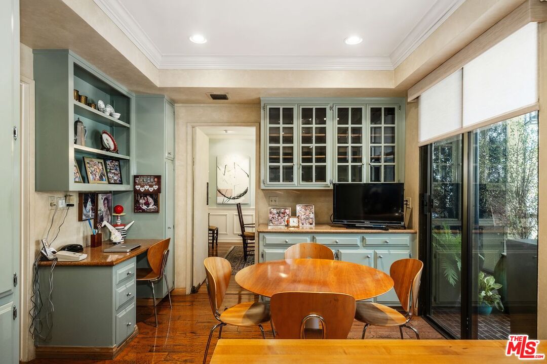 455 N Oakhurst Dr Unit: A2