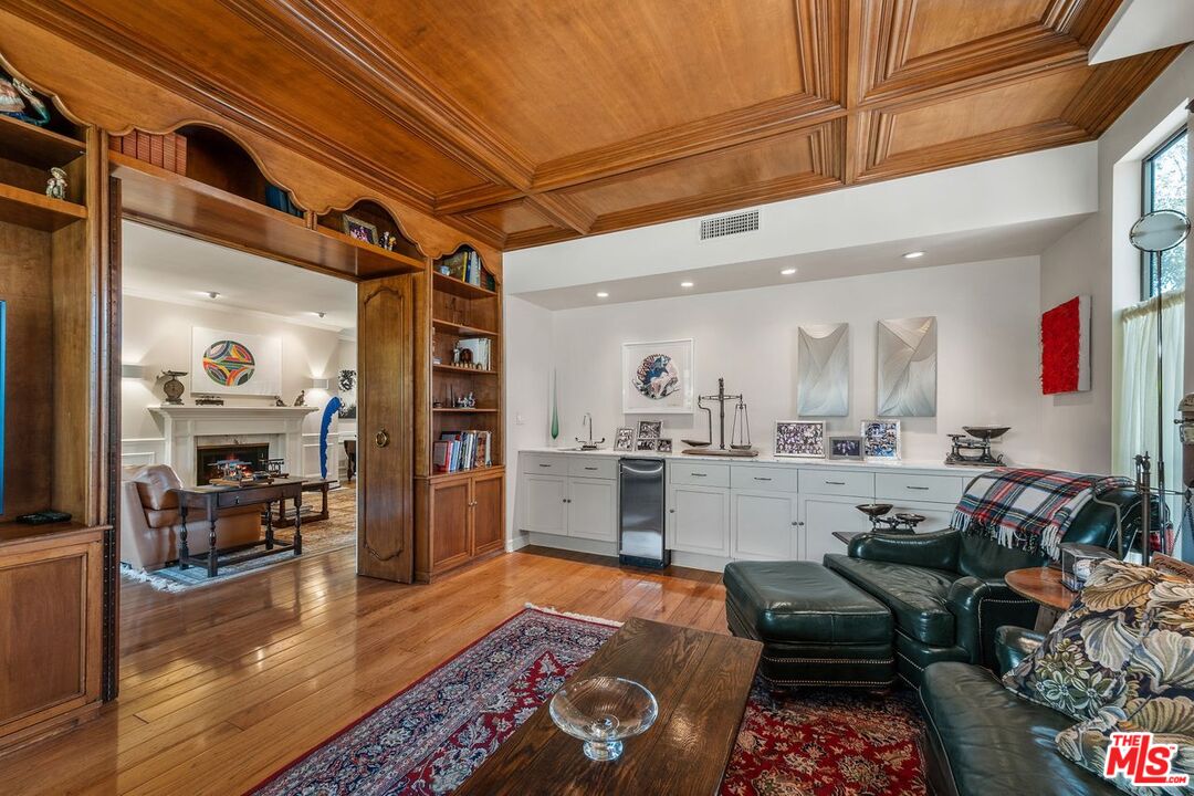 455 N Oakhurst Dr Unit: A2