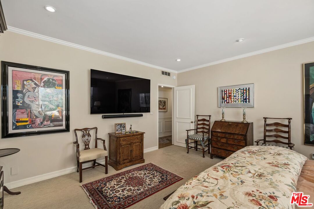 455 N Oakhurst Dr Unit: A2