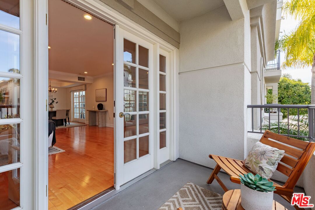 11908 Darlington Ave Unit: 202