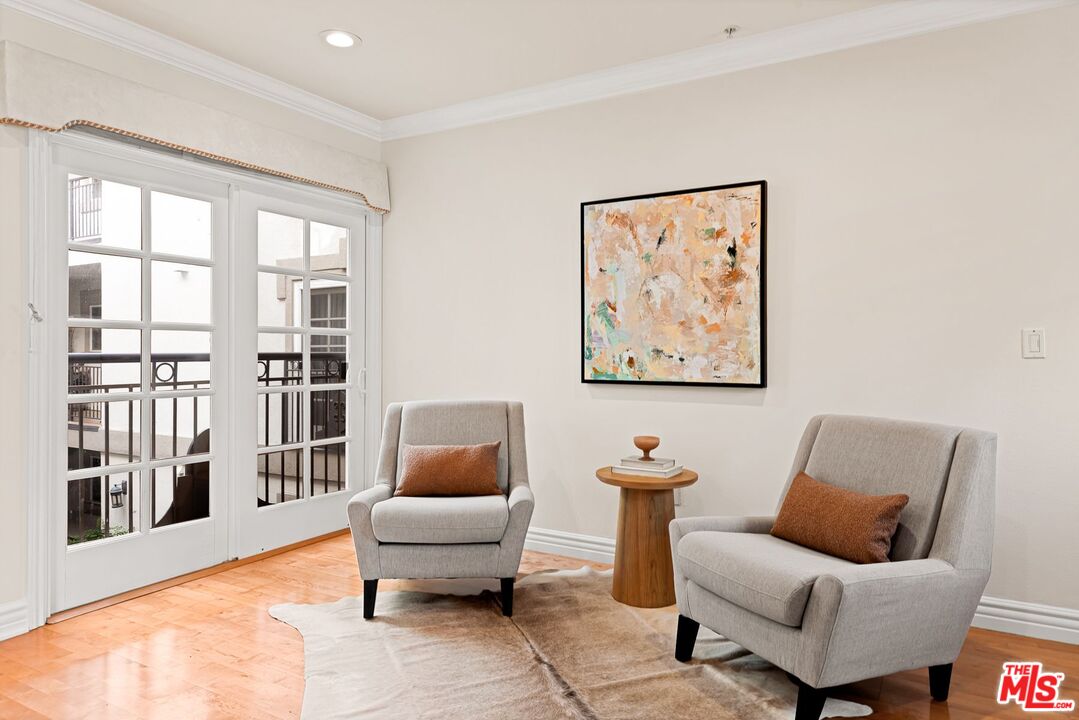 11908 Darlington Ave Unit: 202