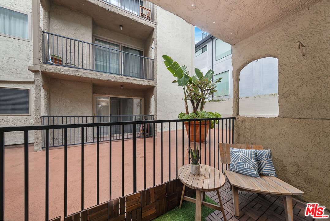 2929 Waverly Dr Unit: 110