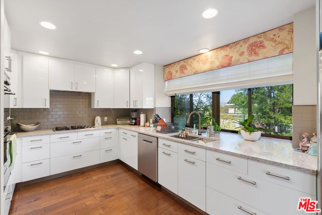 4720 Park Encino Ln Unit: 119