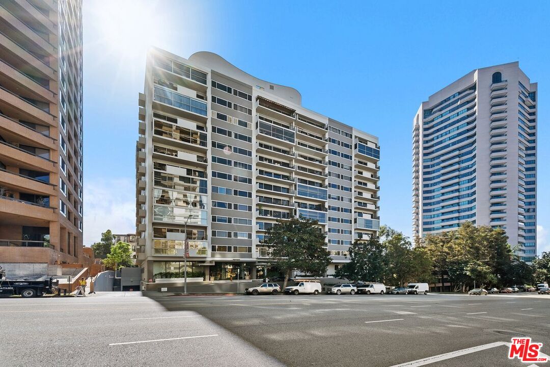 10450 Wilshire Blvd Unit: 5F