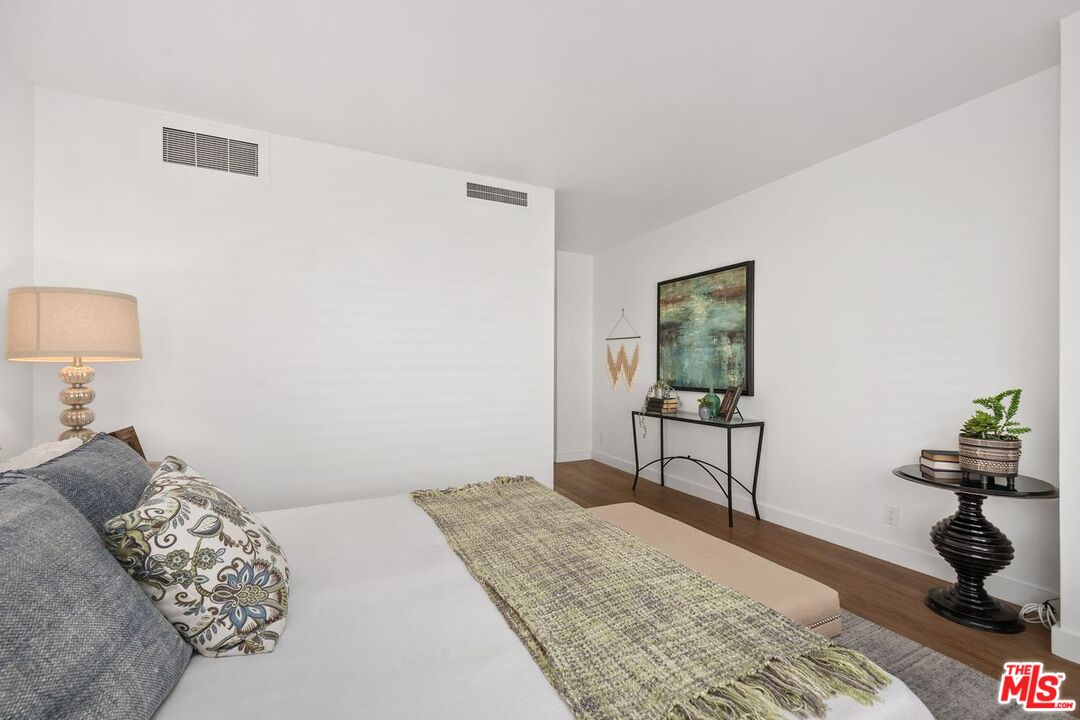 10450 Wilshire Blvd Unit: 5F