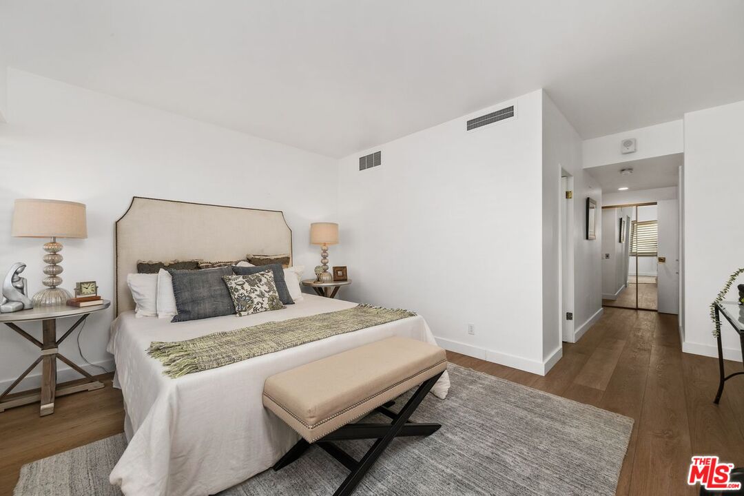 10450 Wilshire Blvd Unit: 5F