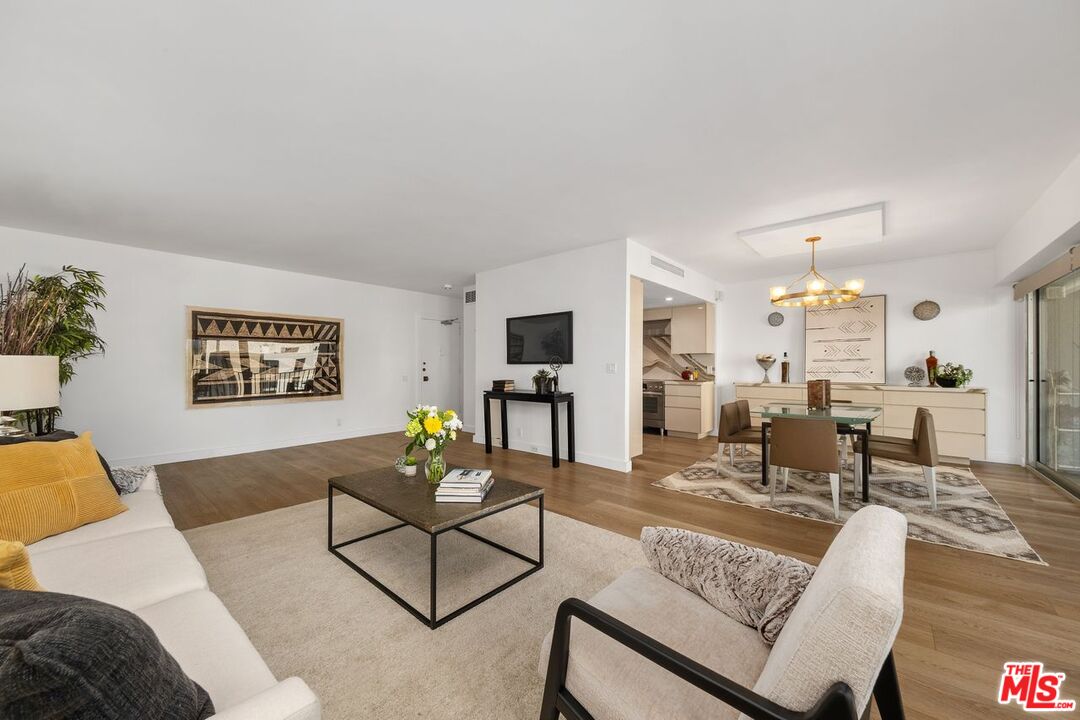 10450 Wilshire Blvd Unit: 5F