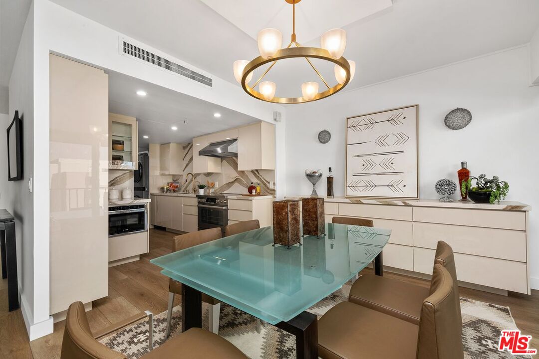 10450 Wilshire Blvd Unit: 5F