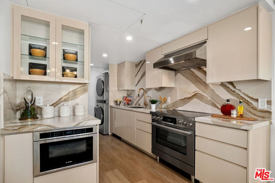 10450 Wilshire Blvd Unit: 5F