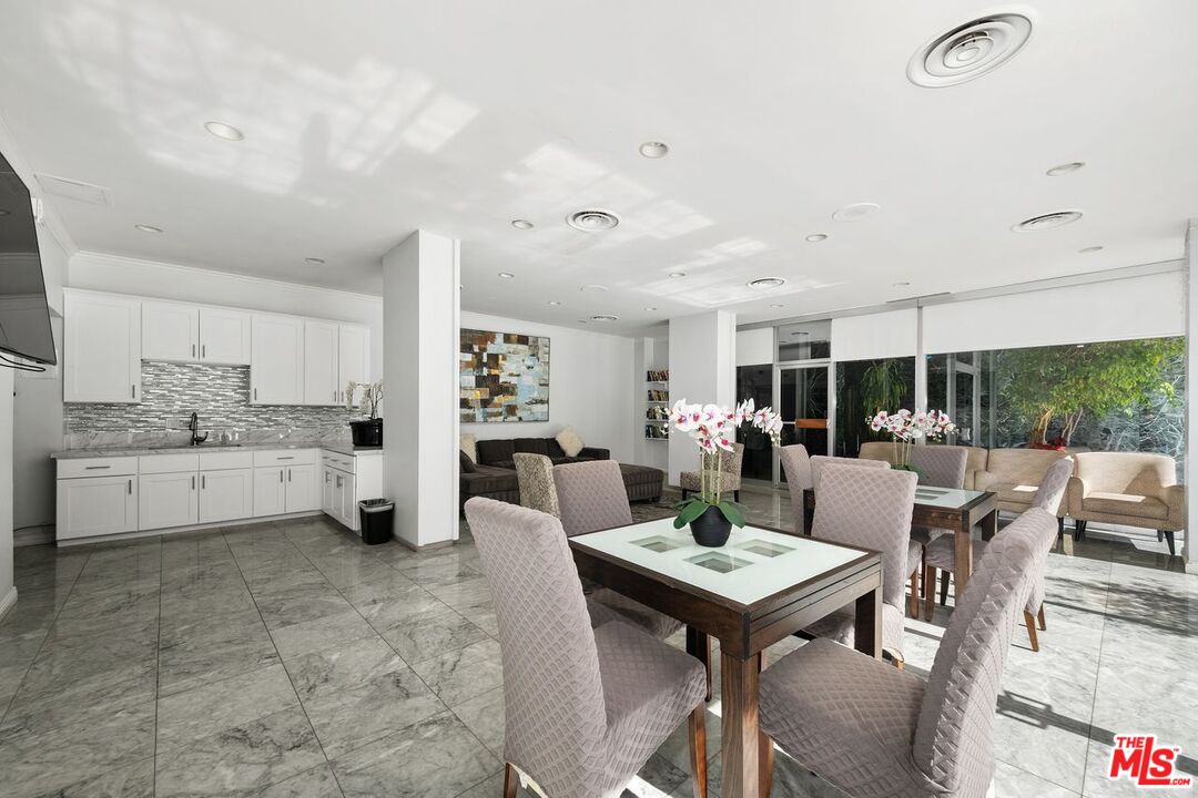 10450 Wilshire Blvd Unit: 5F