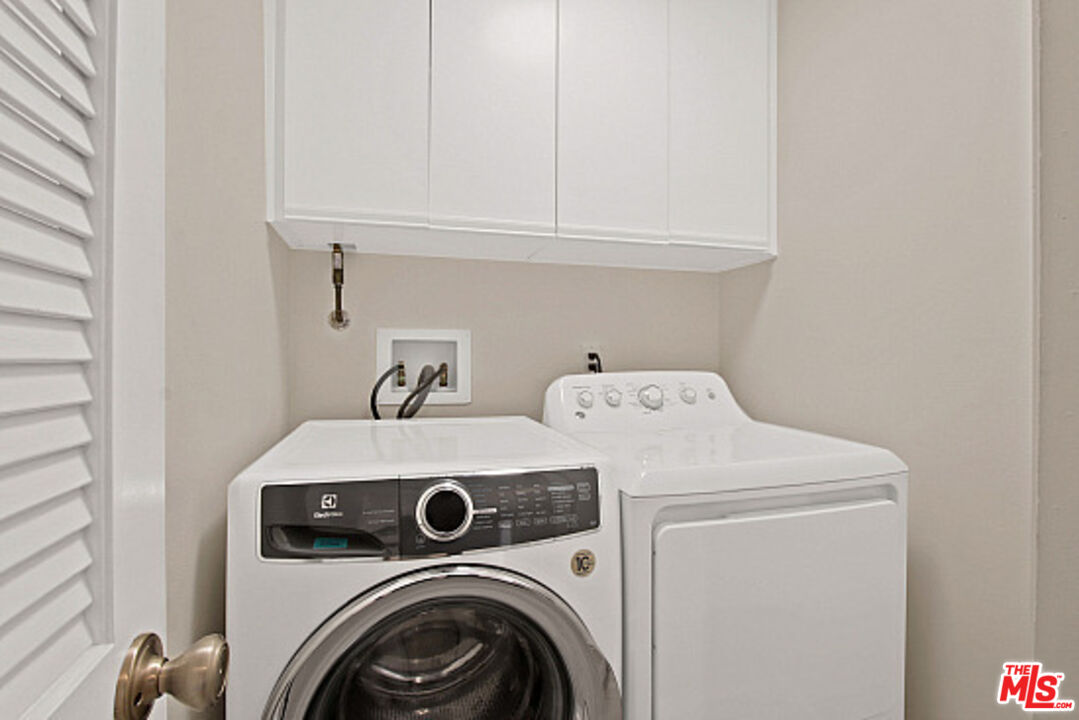 1240 S Corning St Unit: 207