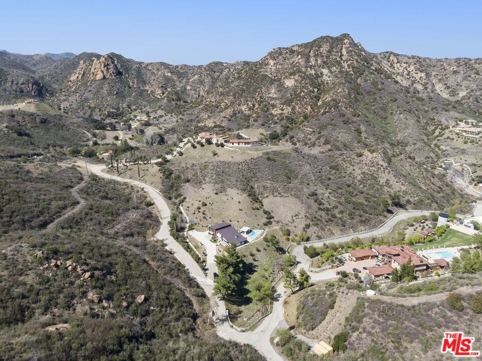 31830 Lobo Canyon