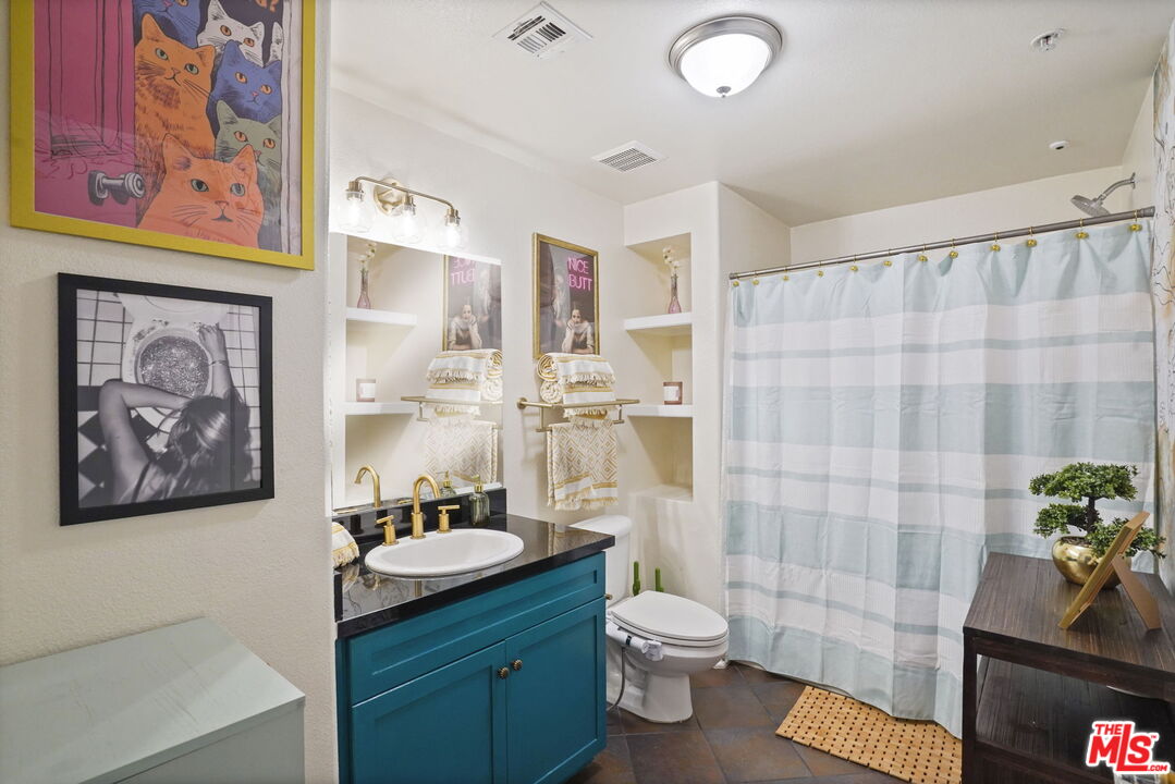 360 W Avenue 26 Unit: 418