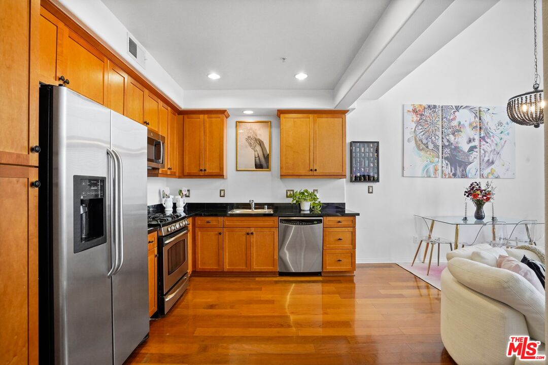 360 W Avenue 26 Unit: 418