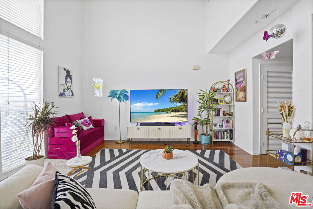 360 W Avenue 26 Unit: 418