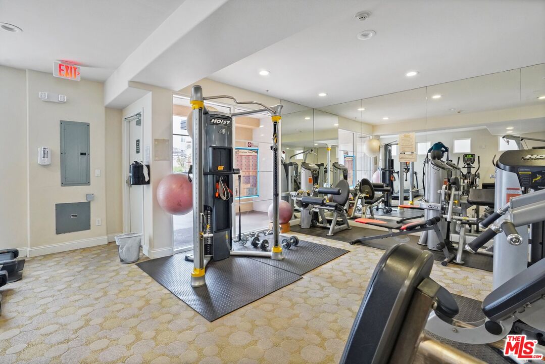 360 W Avenue 26 Unit: 418