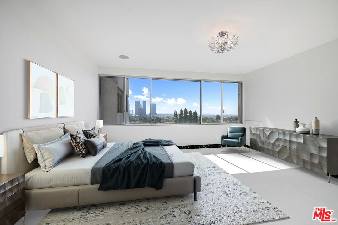 875 Comstock Ave Unit: 9D