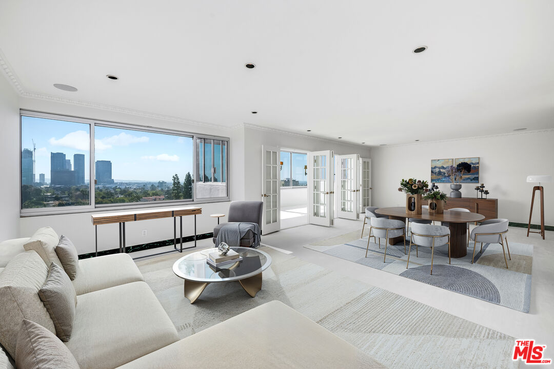 875 Comstock Ave Unit: 9D