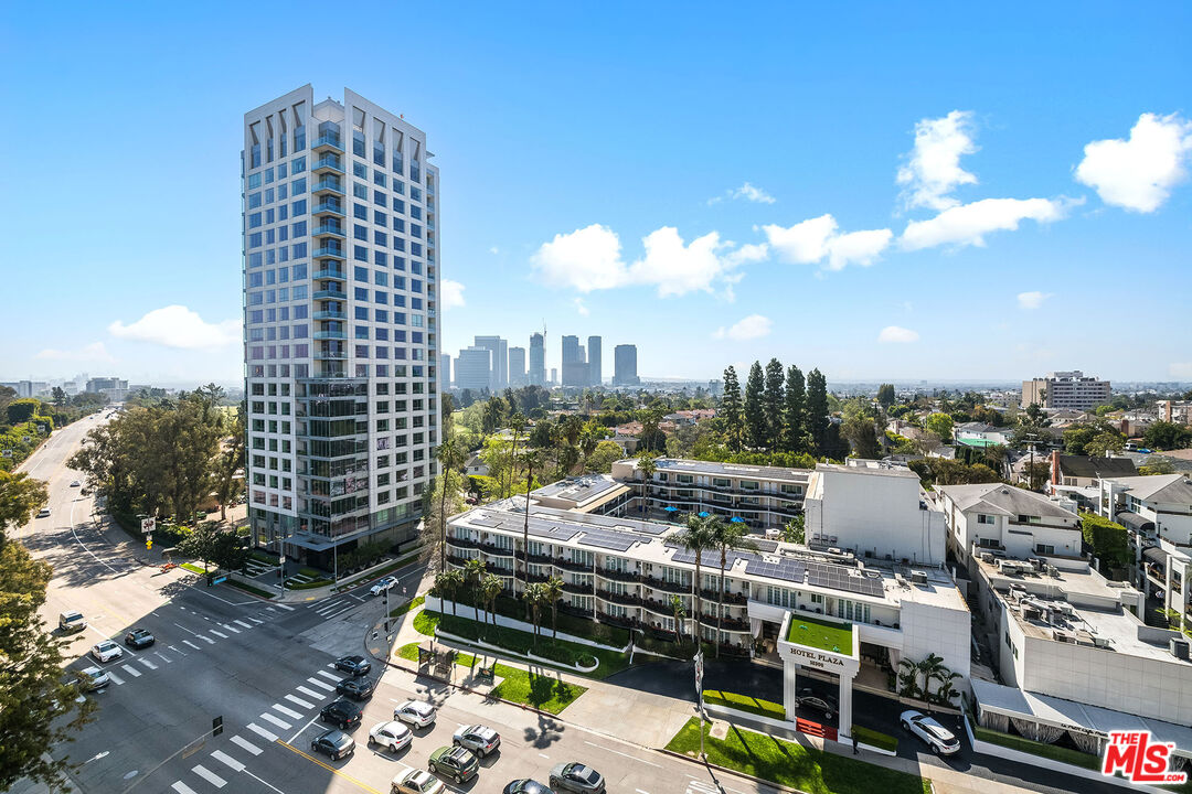 875 Comstock Ave Unit: 9D