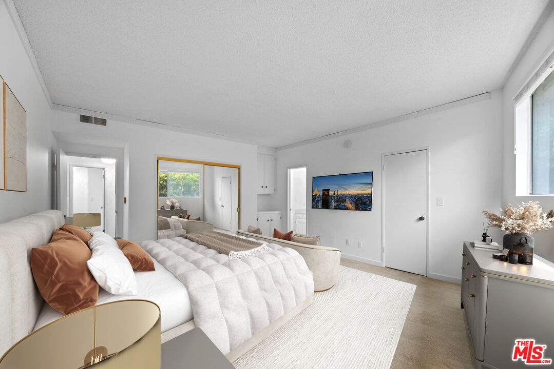 10671 Holman Ave Unit: 304