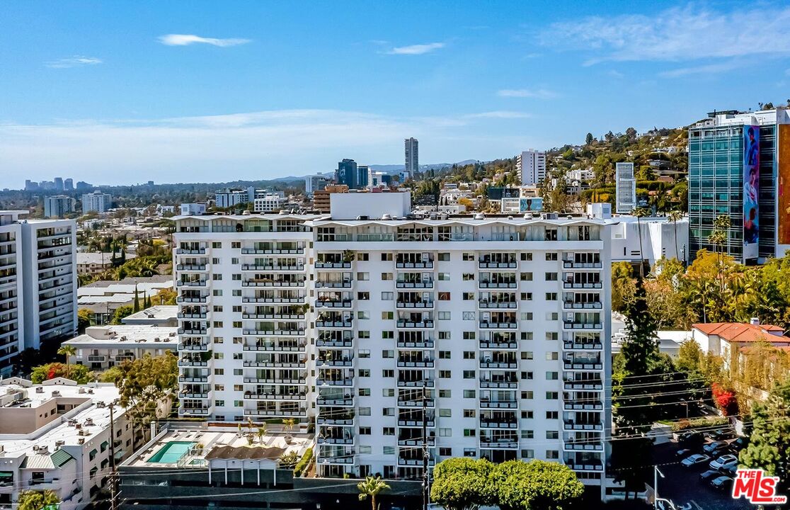 1155 N LA CIENEGA Unit: 306