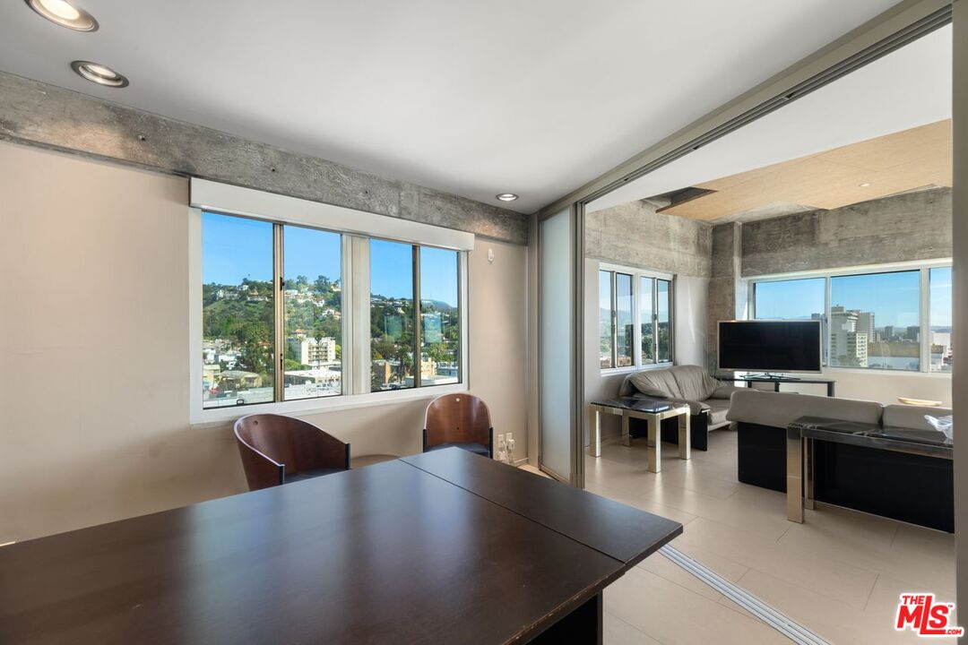 7135 Hollywood Blvd Unit: 1210