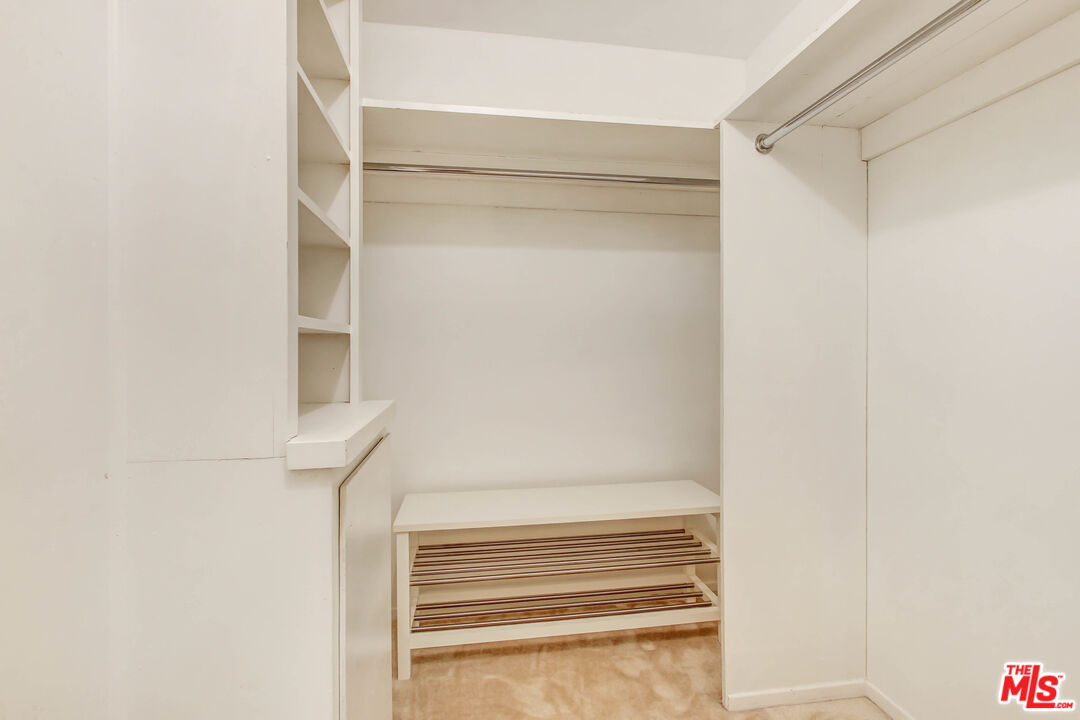 10450 Wilshire Blvd Unit: 11B