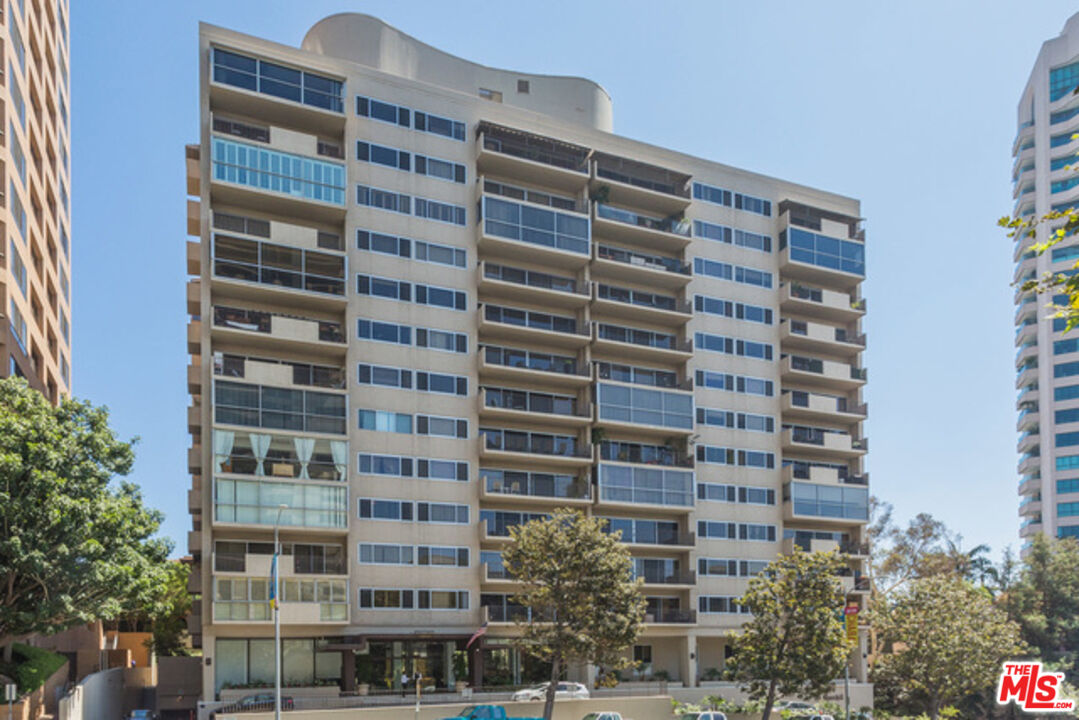 10450 Wilshire Blvd Unit: 11B