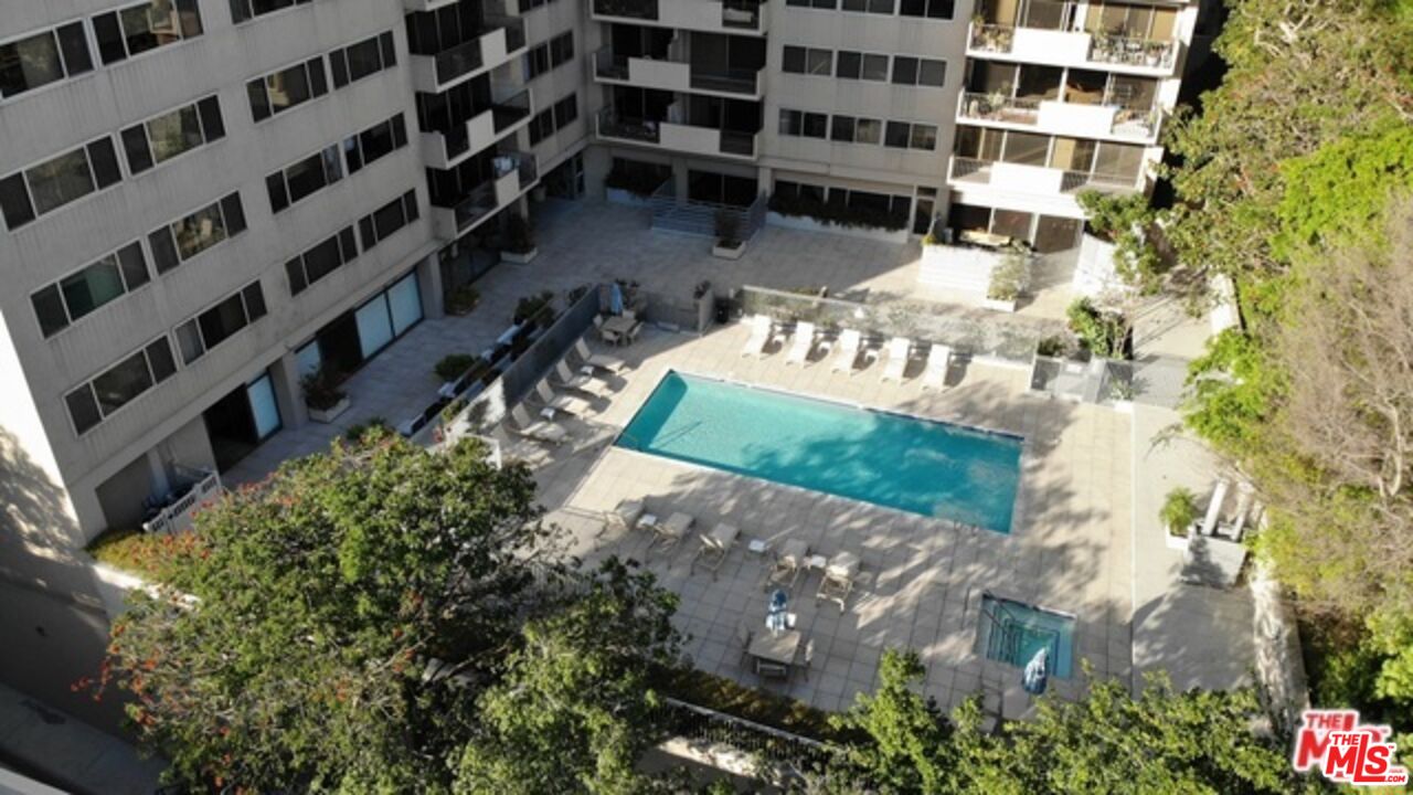 10450 Wilshire Blvd Unit: 11B