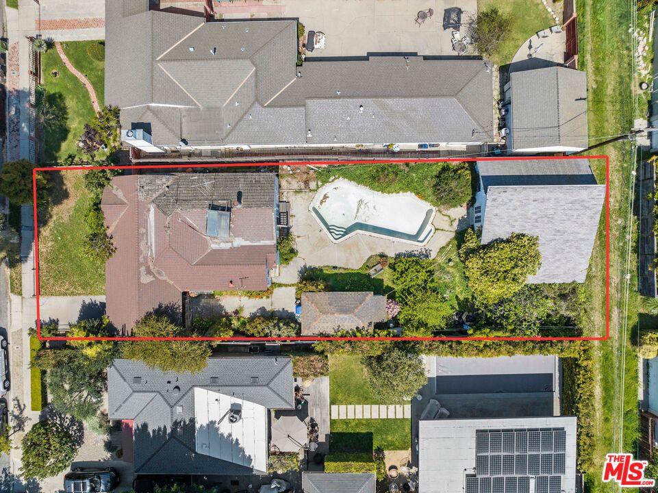 3640 S Barrington Ave