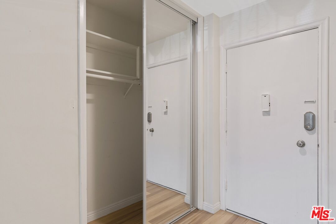 4255 W 5th St Unit: 209