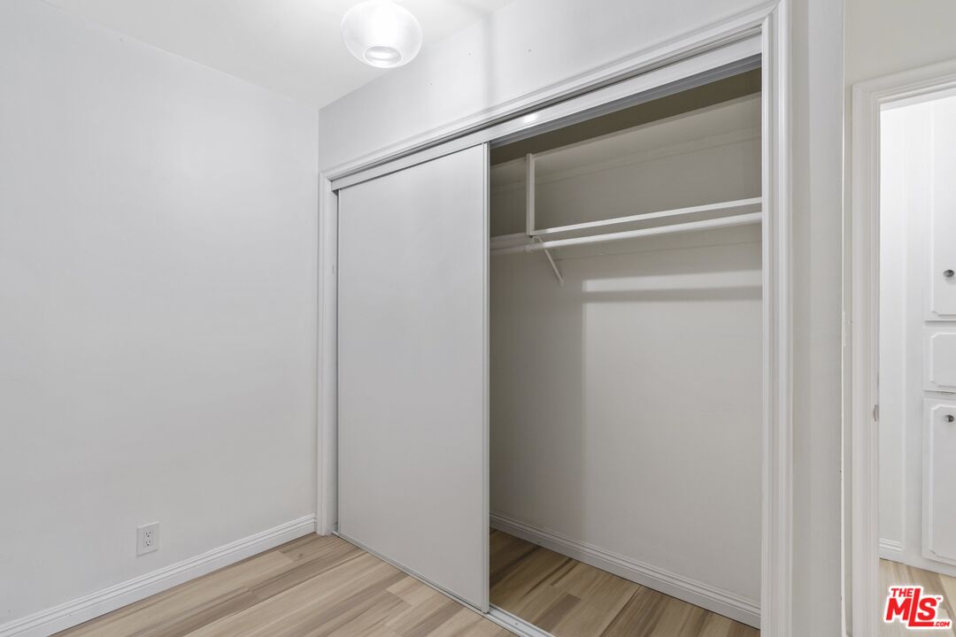 4255 W 5th St Unit: 209