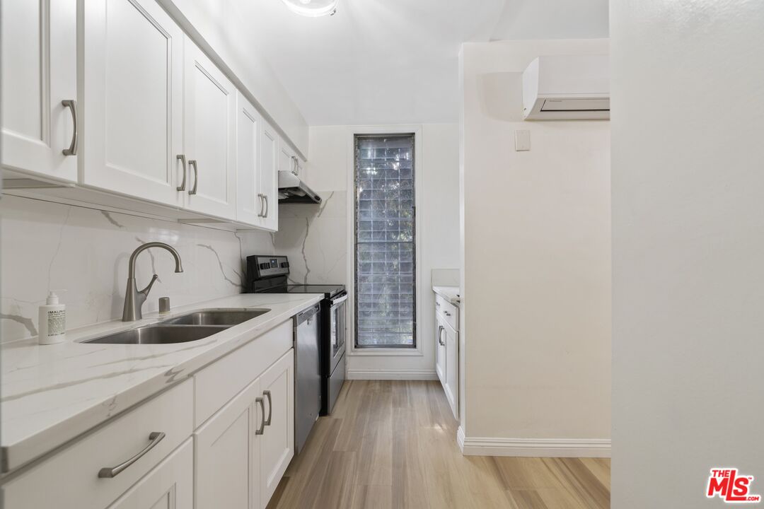 4255 W 5th St Unit: 209