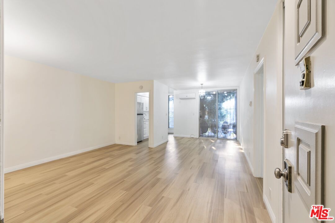 4255 W 5th St Unit: 209