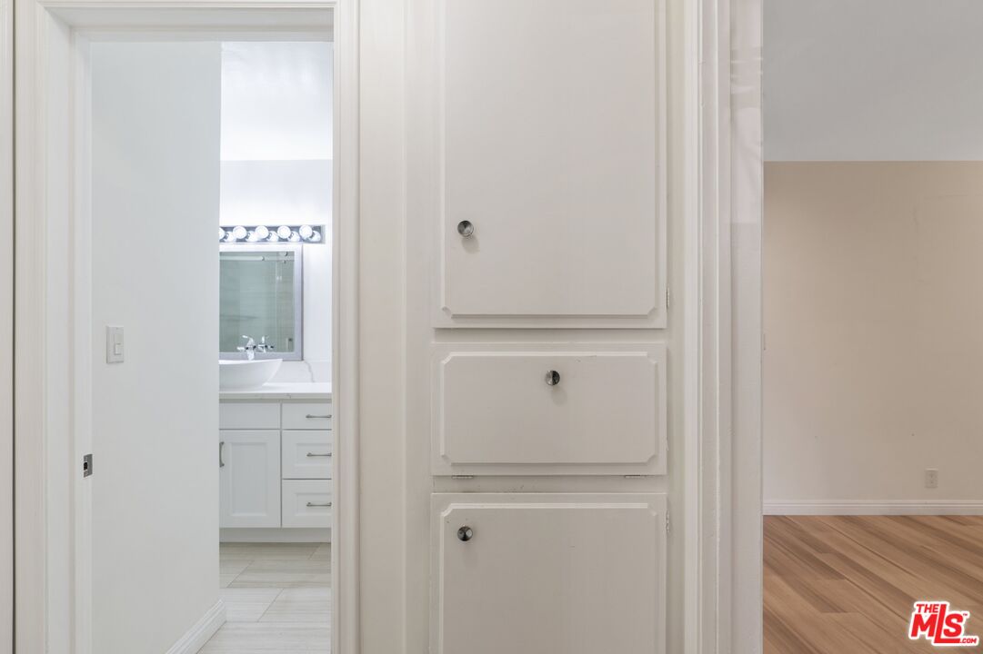 4255 W 5th St Unit: 209