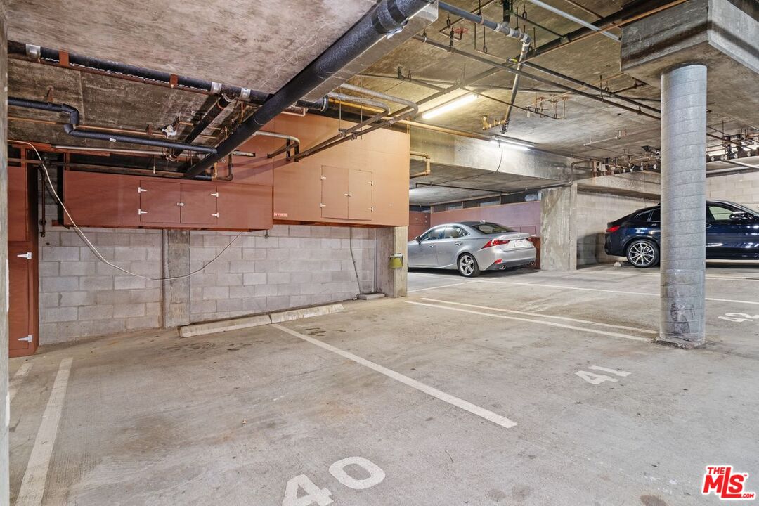 1033 Carol Dr Unit: 101