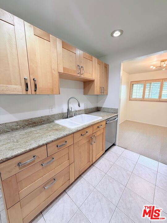 4608 Park Granada Unit: 7