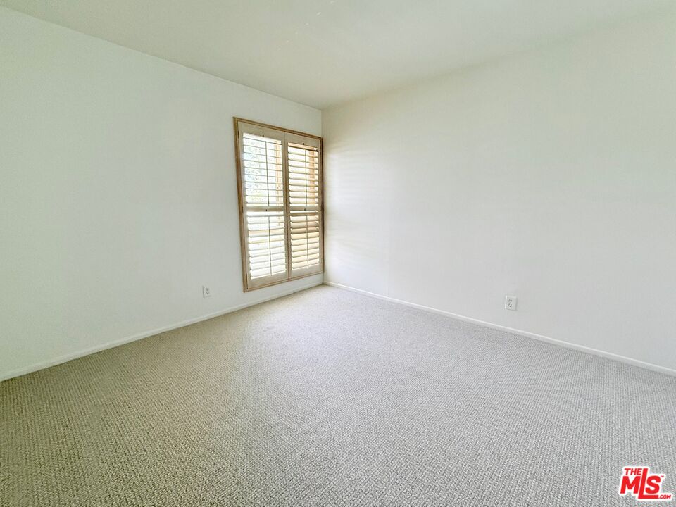 4608 Park Granada Unit: 7