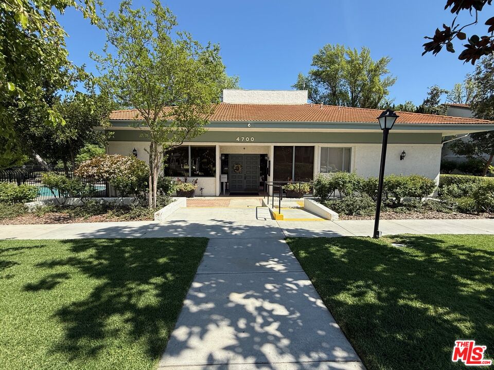 4608 Park Granada Unit: 7