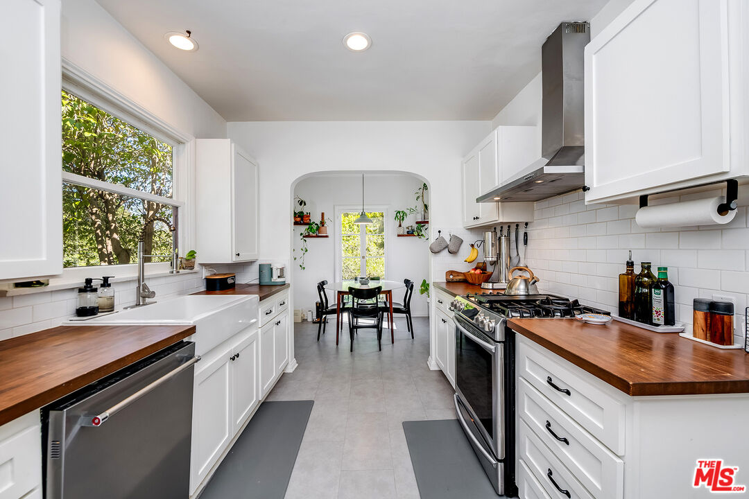 7240 Woodrow Wilson Dr