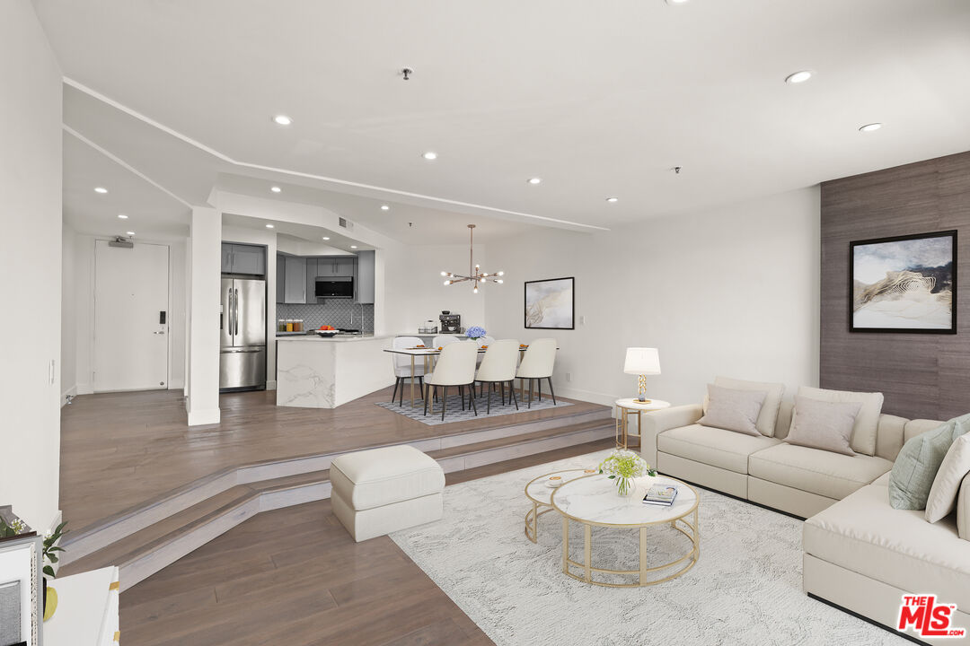 255 Main St Unit: 204