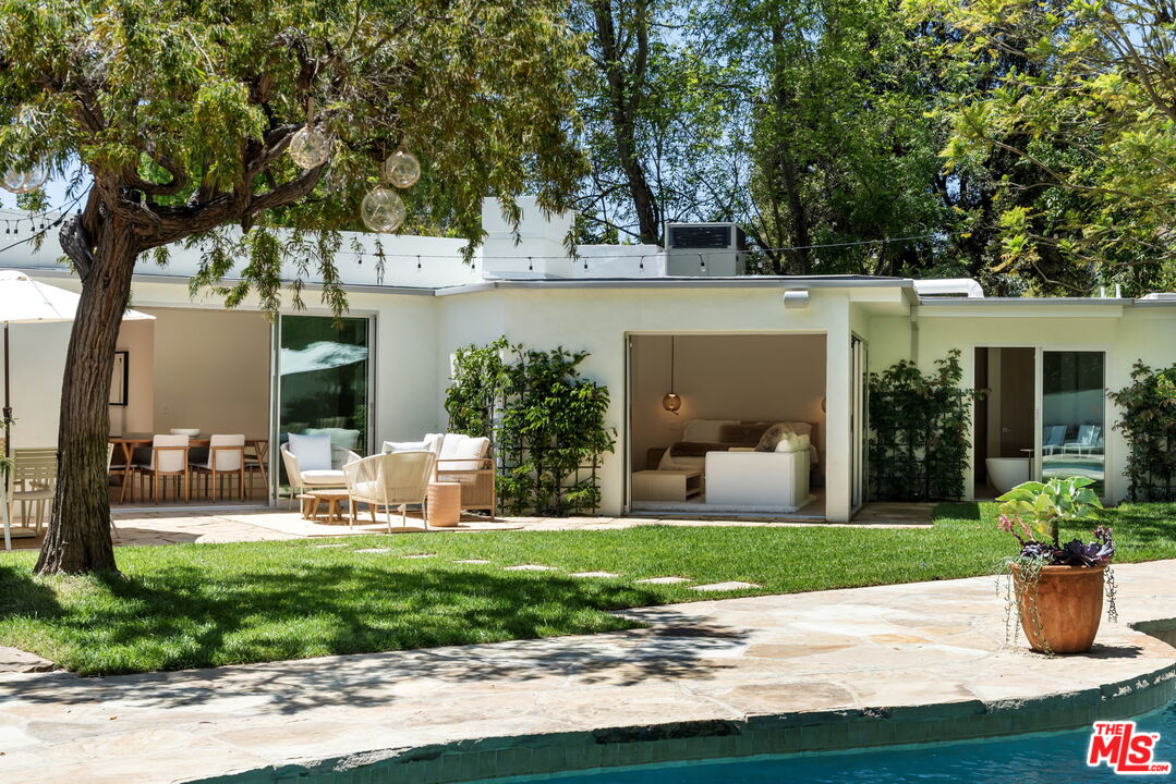 9451 Hidden Valley Pl