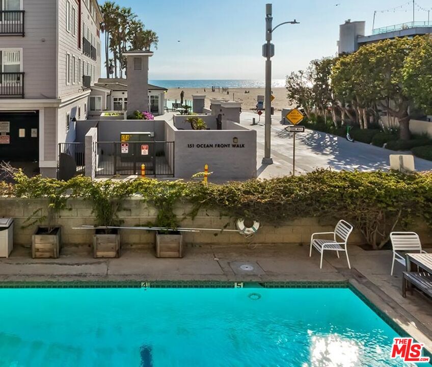 22 Navy St Unit: 206