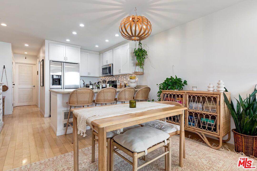 22 Navy St Unit: 206