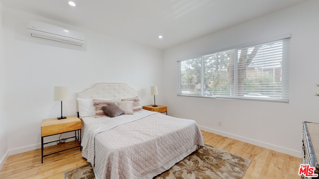 1435 N Fairfax Ave Unit: 1